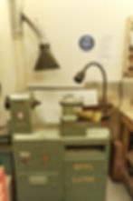 Bowl lathe